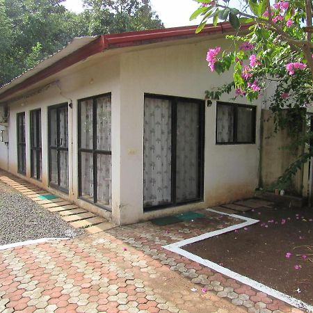 Retreat Chalets, The Nest, At Sparsh Resorts, Karjat Exteriér fotografie