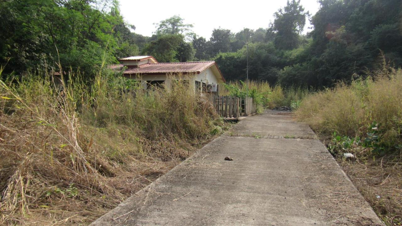 Retreat Chalets, The Nest, At Sparsh Resorts, Karjat Exteriér fotografie