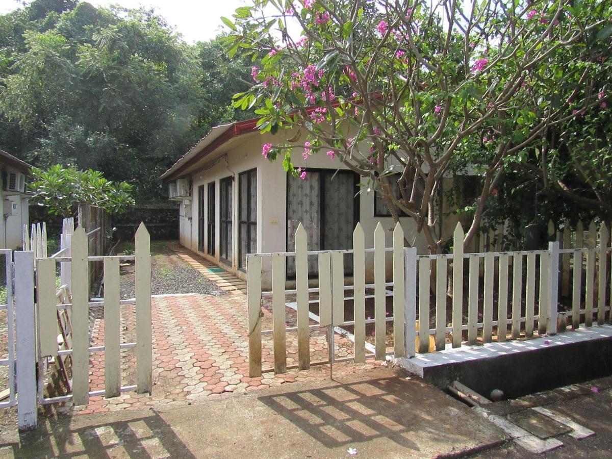 Retreat Chalets, The Nest, At Sparsh Resorts, Karjat Exteriér fotografie