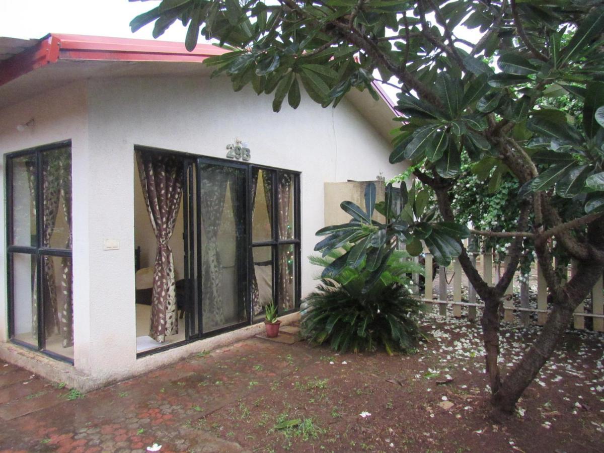 Retreat Chalets, The Nest, At Sparsh Resorts, Karjat Exteriér fotografie